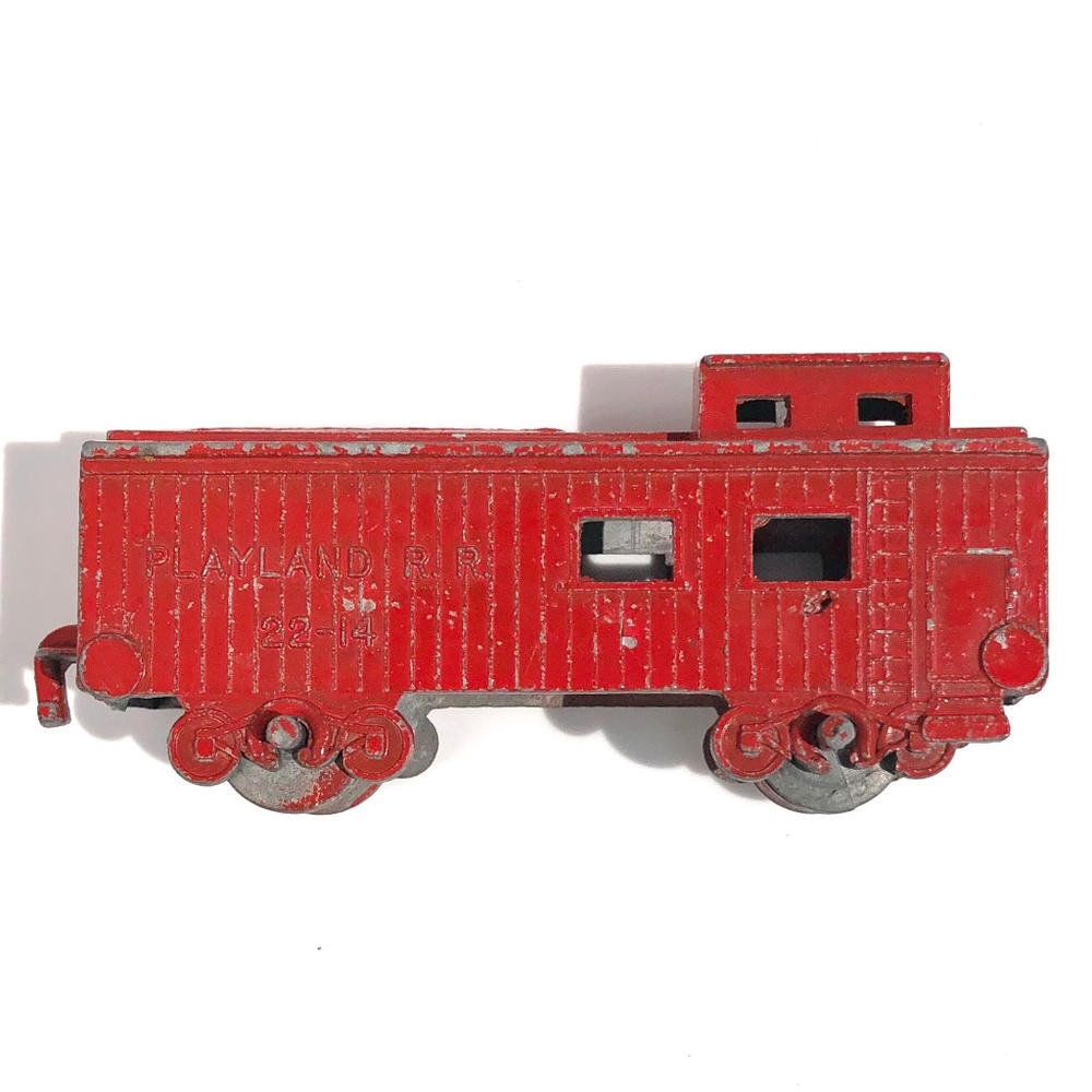 Playland 2214 Die Cast Metal Red Caboose Vintage Model Train Car Collectible